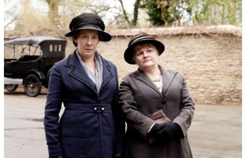 Phyliis Logan as Mrs. Hughes and Lesley Nicol as Mrs. Patmore
